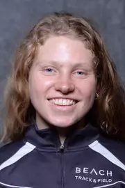 Maggie Bauer Headshot