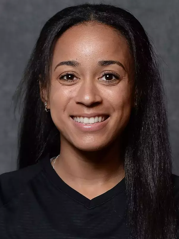 2021 Kayla Cannon Headshot
