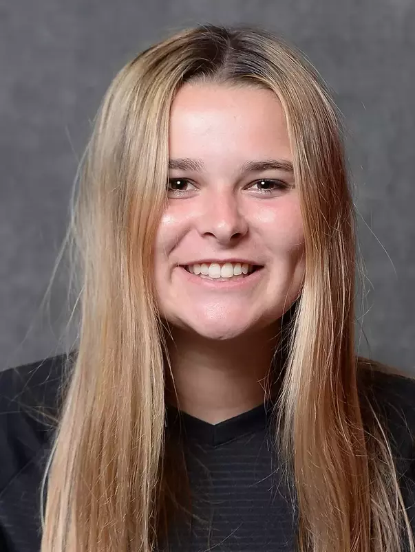 2021 Shelby Kain Headshot