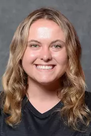 2021 Daria Petredes Headshot