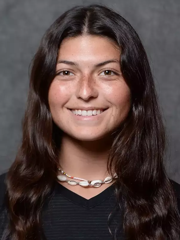 2021 Bree San Lucas Headshot