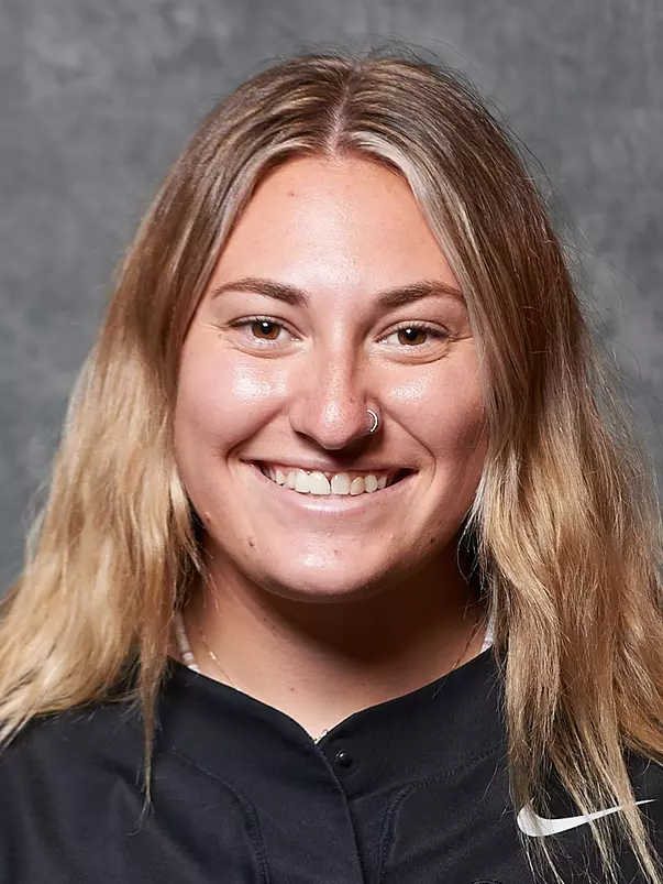 Tiffany Iliff Headshot