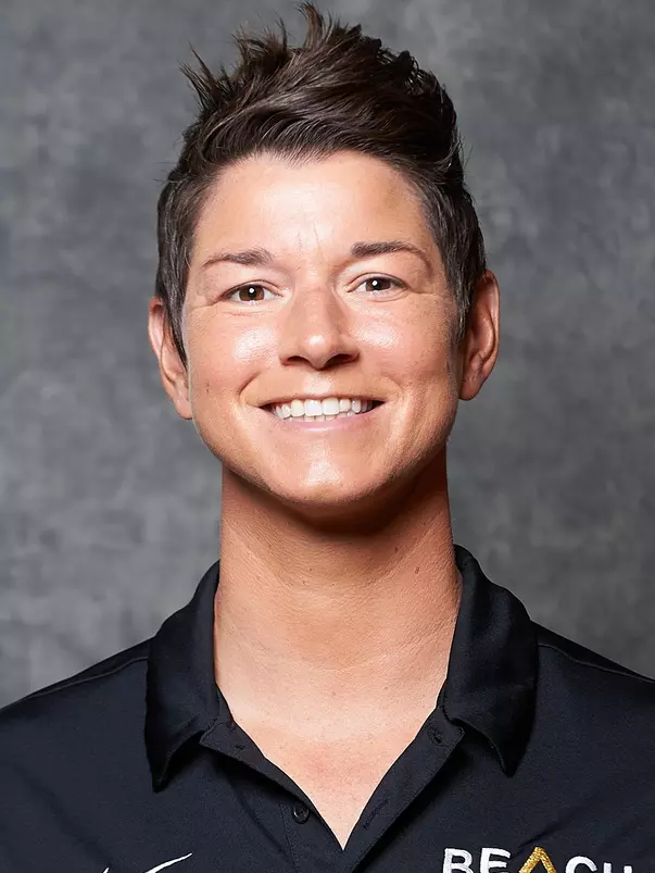 Shana Welch Headshot