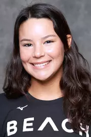 Leah Black Headshot