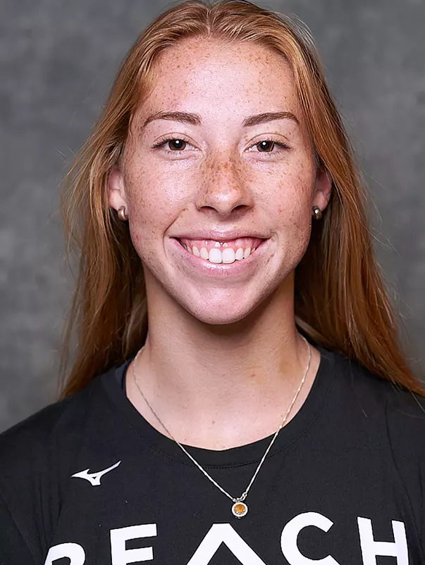 Haley Carrington Headshot