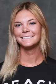 Claire Newlander Headshot