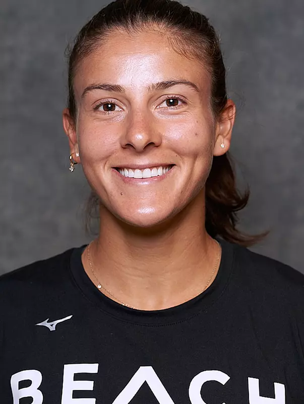 Alice Pratesi Headshot