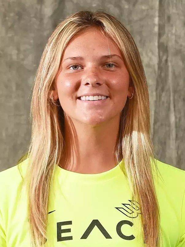 2022 Katarina Decaroli Headshot