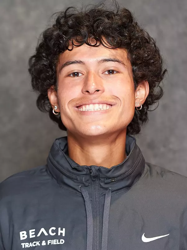 Antonio Munoz Headshot