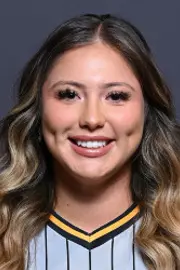 Jocylyn Vidal Headshot