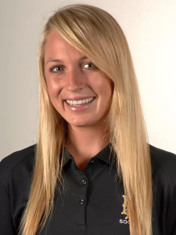 2008 Hayley Bolt Headshot