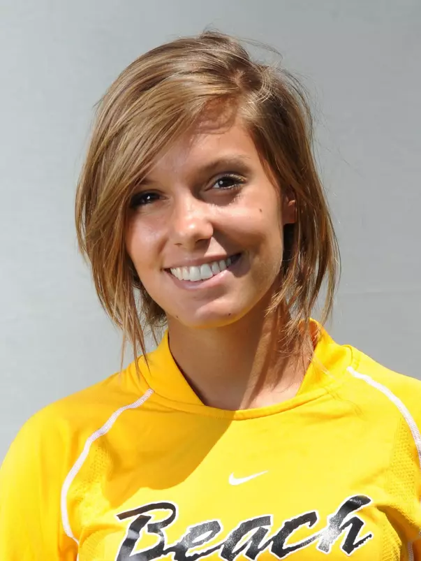 2009 Abby Puente Headshot