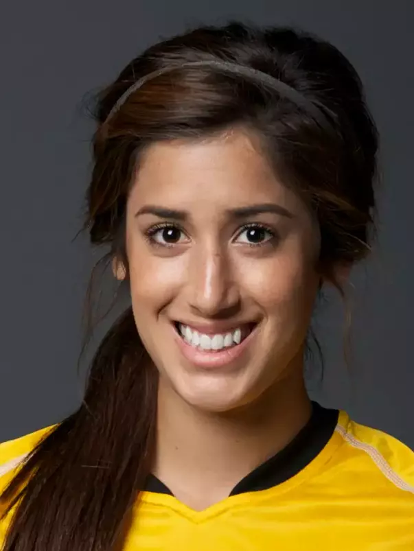 2012 Makayla Mendoza Headshot