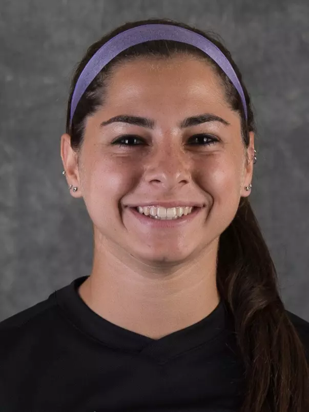 2016 Ariel Bruss Headshot