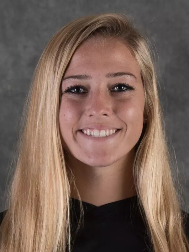 2016 Kaitlin Fregulia Headshot