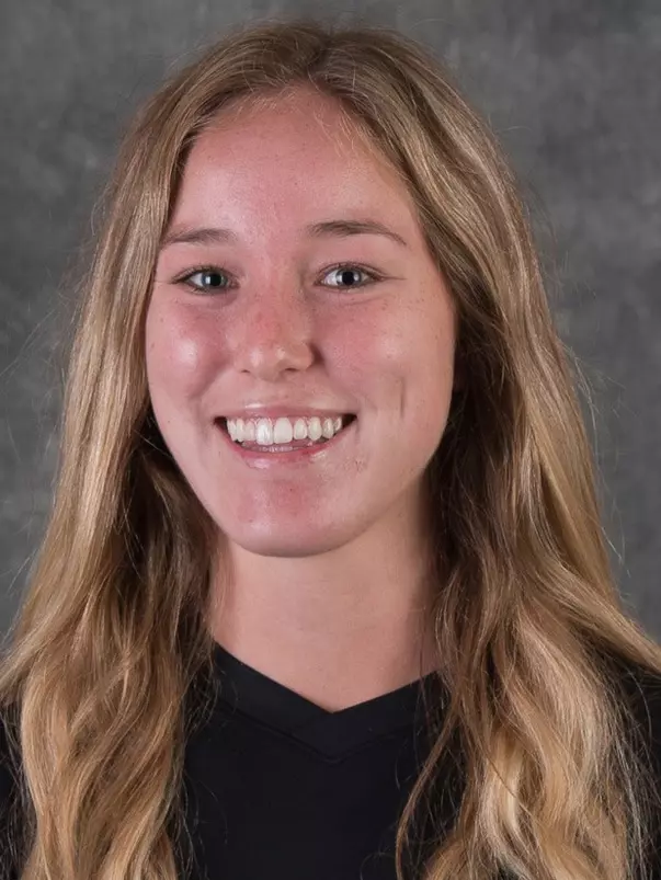 2016 Dana Fujikuni Headshot