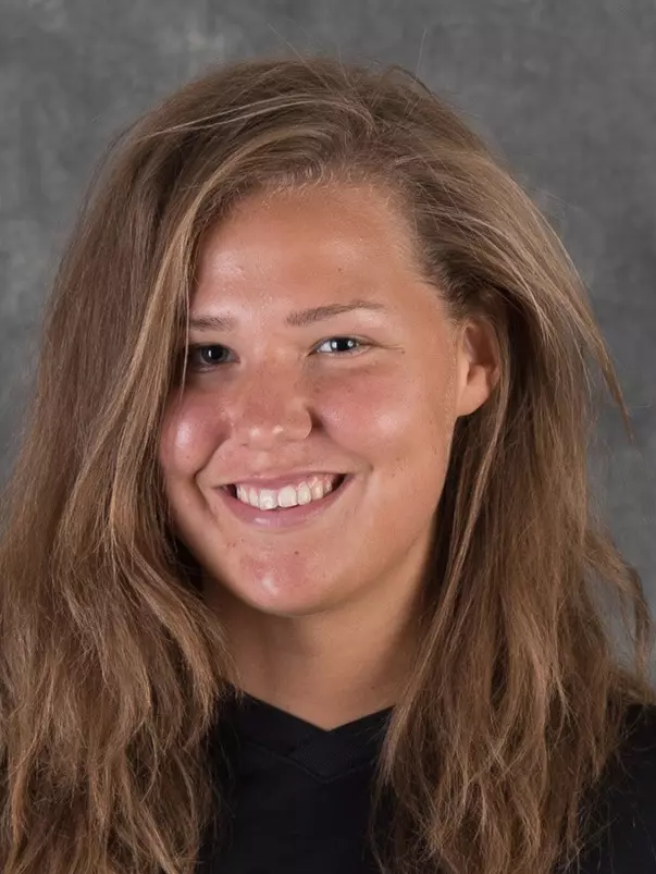 2016 Malin Lindholm Headshot