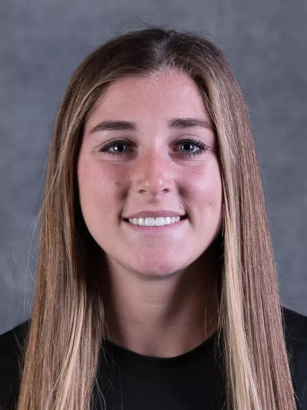 2017 Kayla Lombardo Headshot