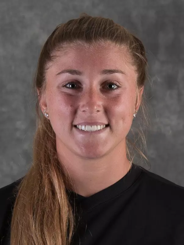 2016 Kayla Lombardo Headshot