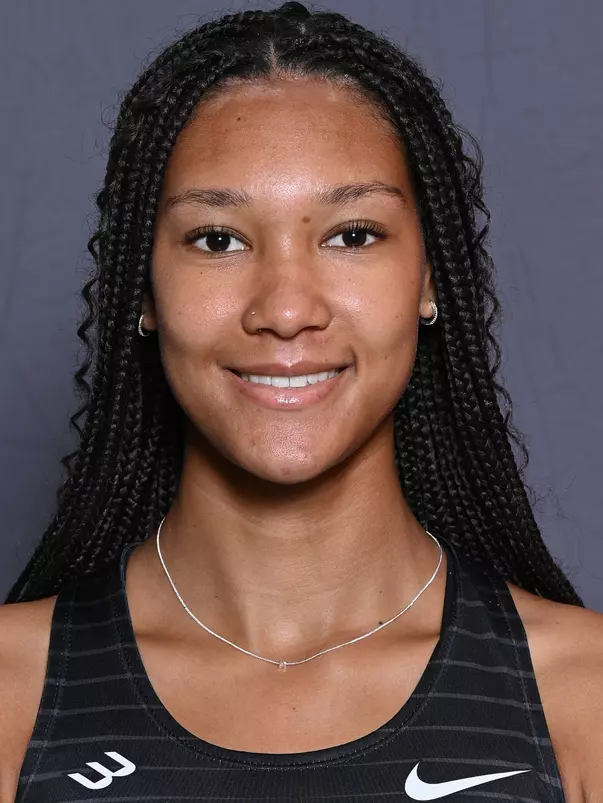 2025 KiiKii Brown Headshot