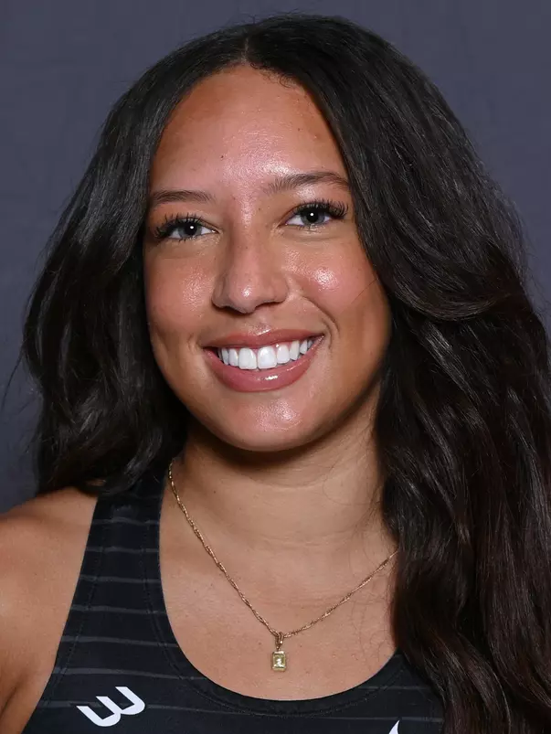 2025 Hailey Fune Headshot