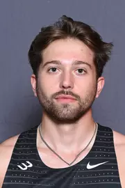 2025 Elliot Payne Headshot