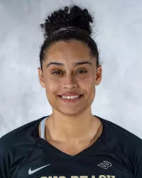 Rhiann Sheffie Headshot