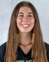 Sarah Velluci Headshot