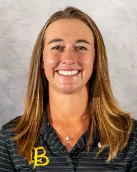 Alyssa Waite Headshot