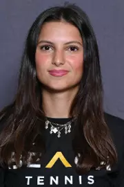 Daria Malaescu Headshot