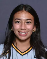 Erica Estrada Headshot