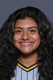 Savannah Magadan Headshot