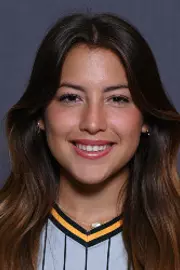 Maddy Martin Headshot