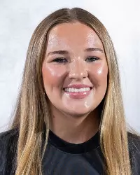 Makena Irvine Headshot