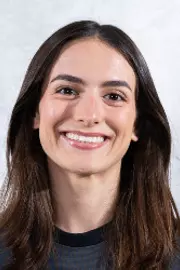 Amanda Perez Headshot