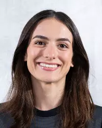 Amanda Perez Headshot