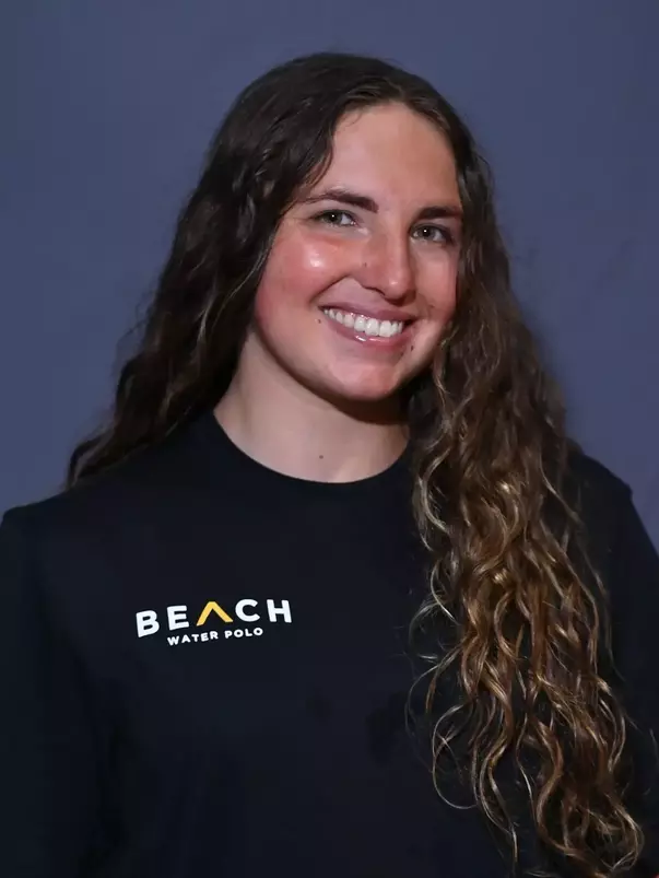 Kayla Melville Headshot