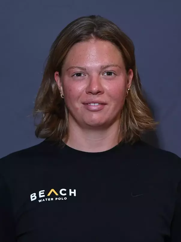 Emma Seehafer Headshot