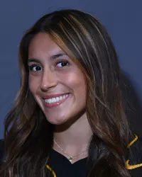 Isabella Alonso Headshot