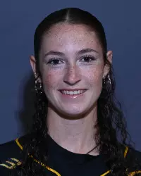 Kate Barnett Headshot