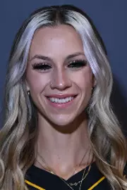 Brooklyn Lee Headshot