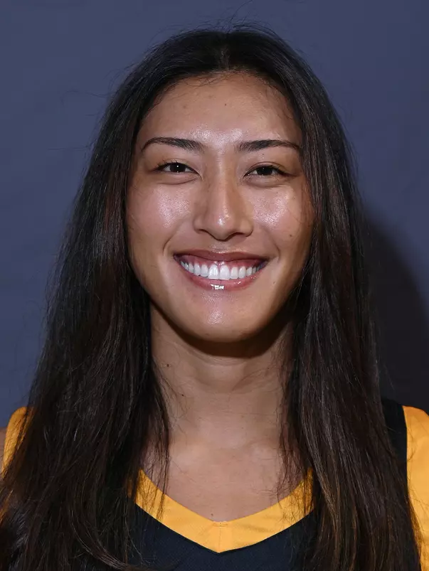 Kennan Ka Headshot 2