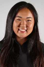 Emma Kang Headshot