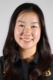 Kailey Yoon Headshot