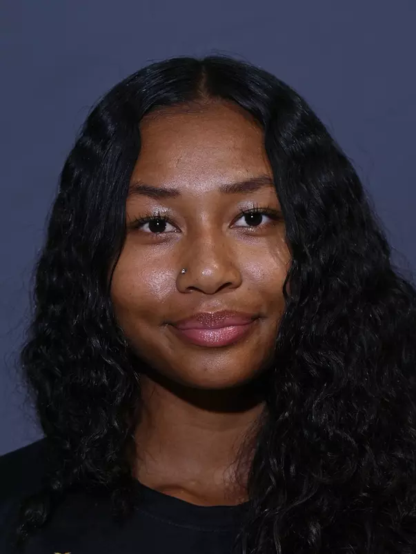 Kealoha Phillips Headshot