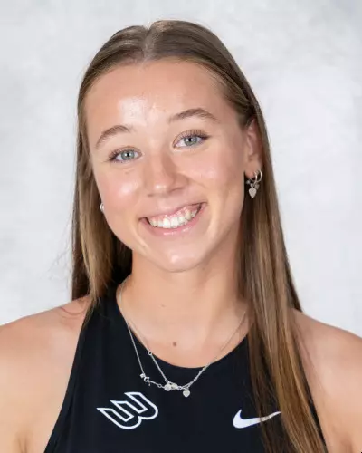 Tineke Hinton Headshot