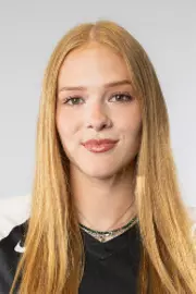 Pola Bujnarowska Headshot