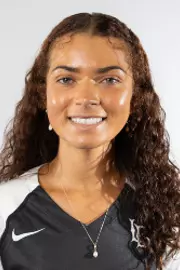 Madi Collins Headshot