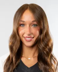 Anna Jelinek Headshot