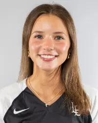 Chloe Johnson Headshot